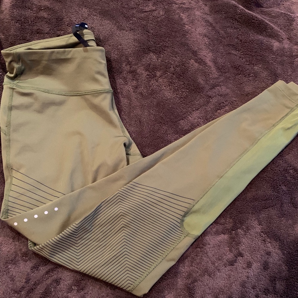 Nike Dri-Fit Running Pants w/ Key Holder Pocket